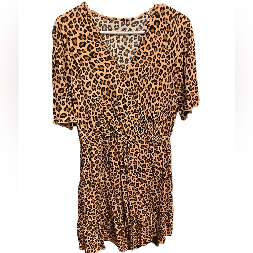 NWOT unbranded cheetah print v-neck midi dress